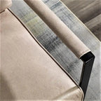 Poltrona d'Appoggio Hosam Mid-Century di US Pride Furniture – Rivestimento in PU/Microfibra, Braccioli in Metallo Aperto Quadrato, Struttura Nera Spazzolata