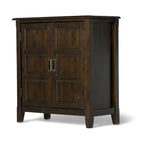 Mobiletto basso contenitore WYNDENHALL Portland in legno massello – 30"L, 2 ripiani regolabili, finitura laccata NC, 1 anno di garanzia