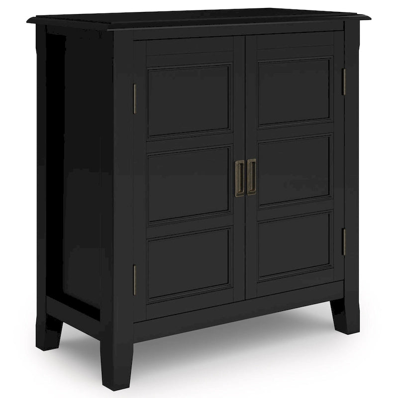 Mobiletto basso contenitore WYNDENHALL Portland in legno massello – 30"L, 2 ripiani regolabili, finitura laccata NC, 1 anno di garanzia