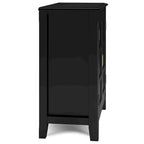 Mobiletto basso contenitore WYNDENHALL Portland in legno massello – 30"L, 2 ripiani regolabili, finitura laccata NC, 1 anno di garanzia
