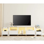 Mobile TV moderno a LED per televisori da 75" – Piano con motivo in pietra, ante in legno scanalato e illuminazione a LED calda