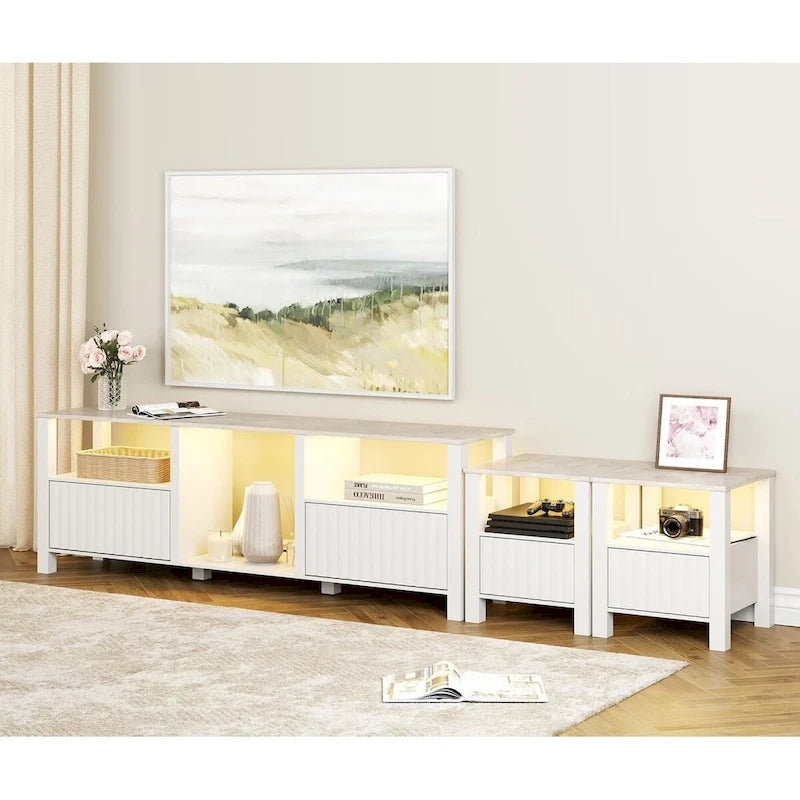 Mobile TV moderno a LED per televisori da 75" – Piano con motivo in pietra, ante in legno scanalato e illuminazione a LED calda